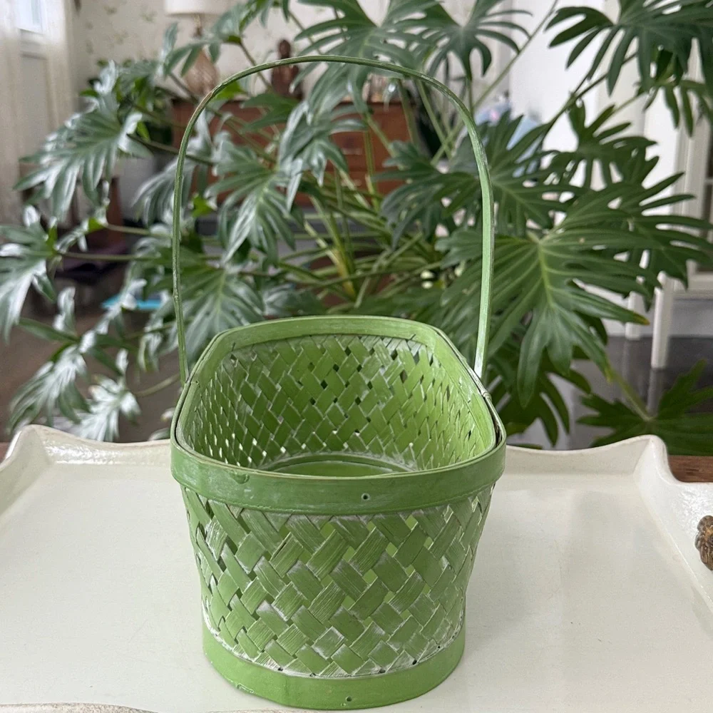 Vintage Burton & Burton Handpainted Green Oval Woven Basket with Handle